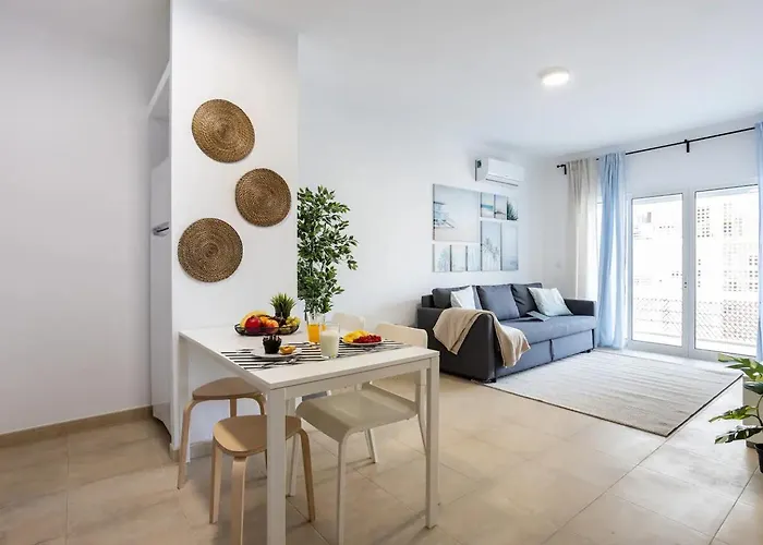 Appartement Luxury 5 Min With Balcony, Pool, Wifi, Ac, Smarttv *